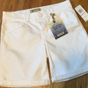 Democracy Absolution Booty Lift Shorts